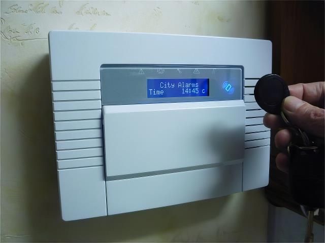Domestic Wire Free Alarms Barton